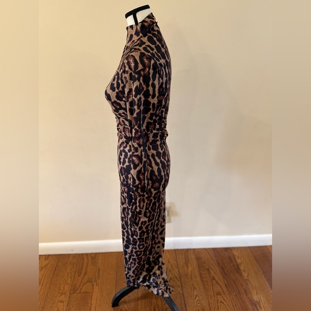 Womans Leopard Print Long Sleeve Dress - Picture 5 of 6